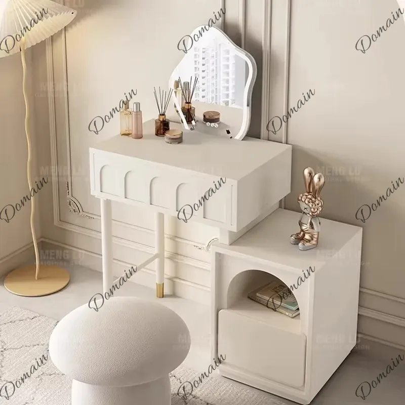 Mesa de toucador com espelho d - Beauty Without Makeup avaliação e preço