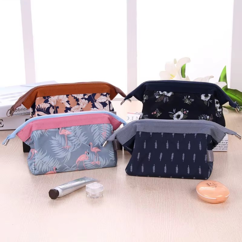 Nova Bolsa de Cosméticos Femin - Beauty Makeup Women avaliação e preço