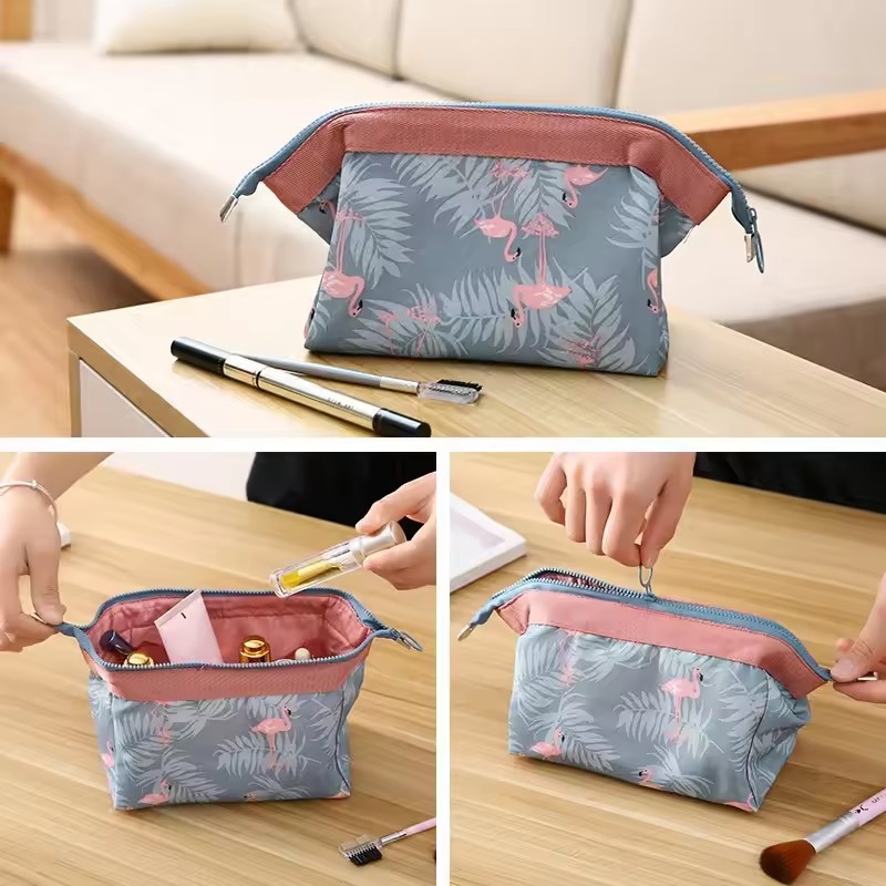 Nova Bolsa de Cosméticos Femin - Beauty Makeup Women avaliação e preço